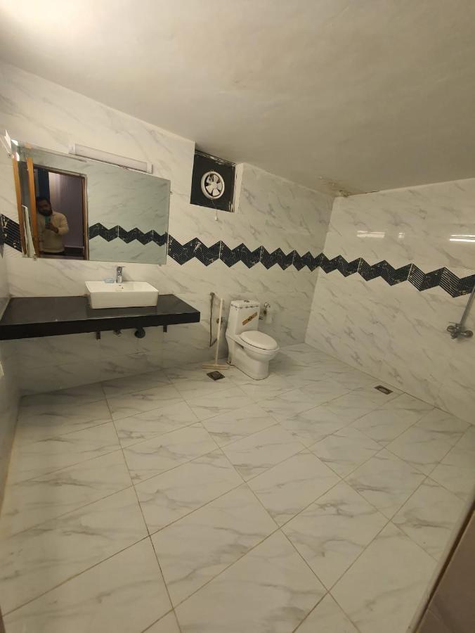 Rose Valet Guest House Islamabad Buitenkant foto